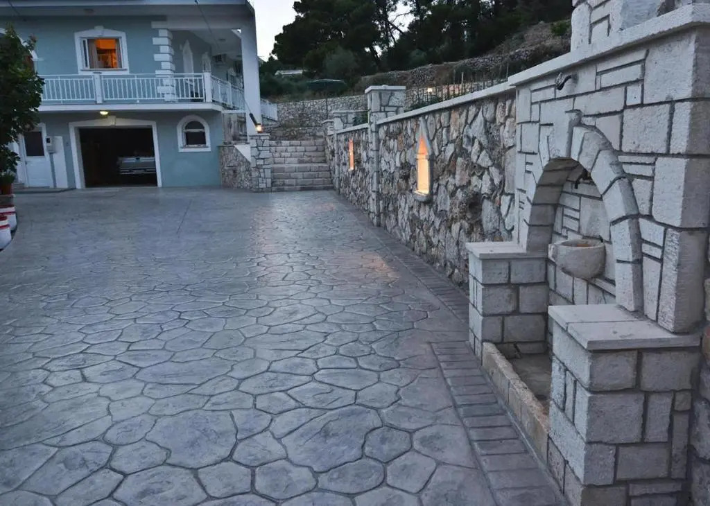 Christine's House