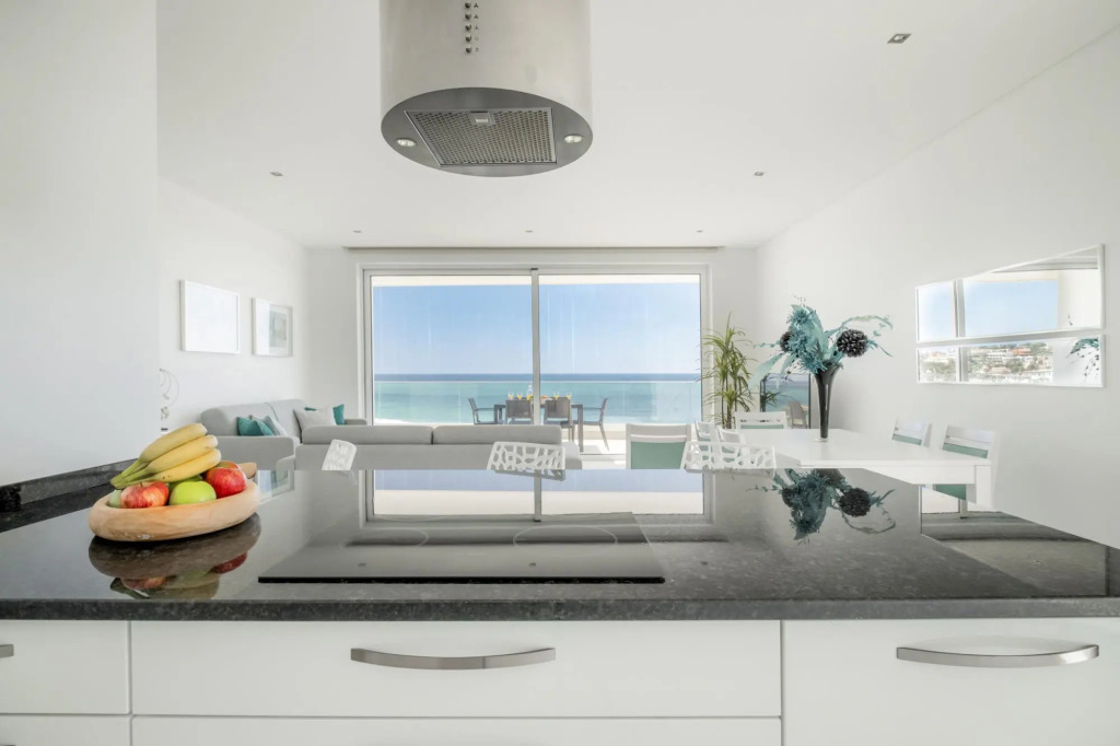 5 Beach View Apartment in Porto de Mos 150 metres from the beach!