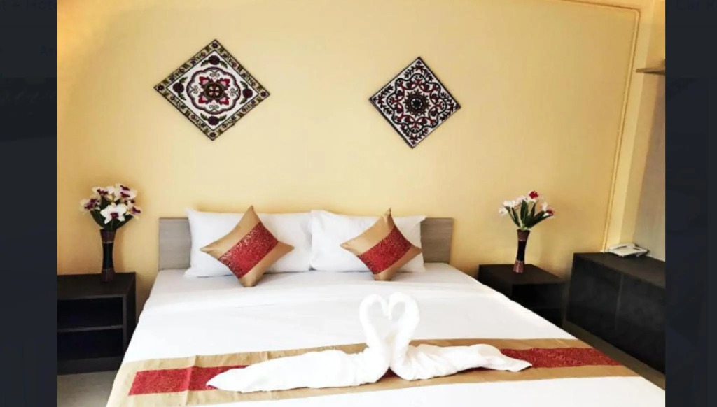 OYO 983 The Private Hotel