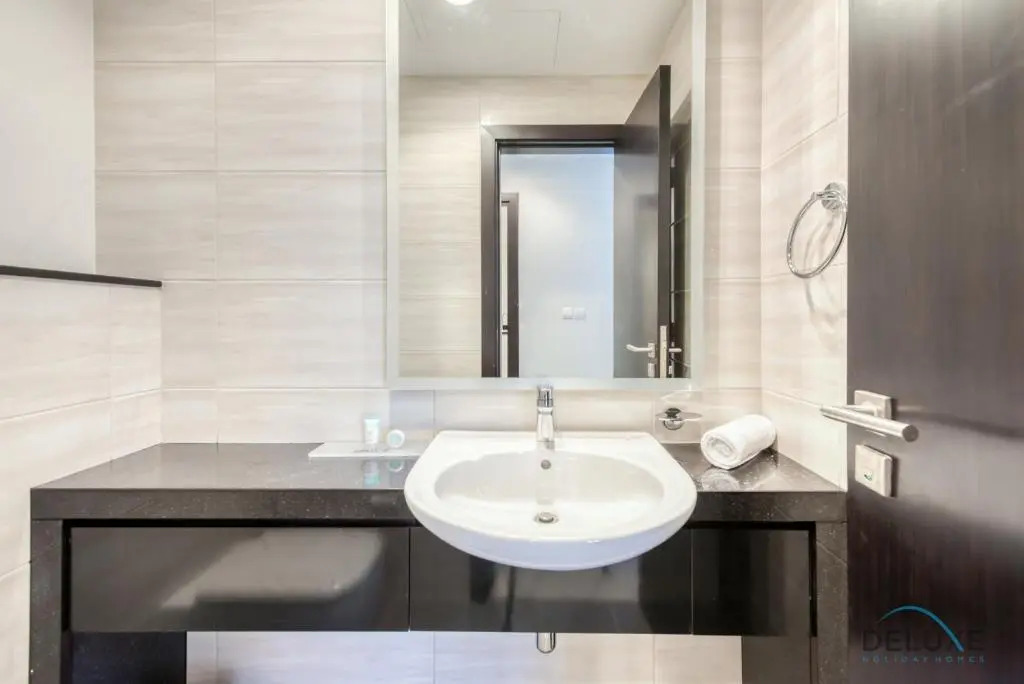 Luxury 1 Bedroom Apartment at DAMAC Celestia by Deluxe Holiday Homes