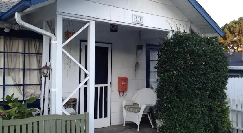 Ideal Laguna Beach Cottage