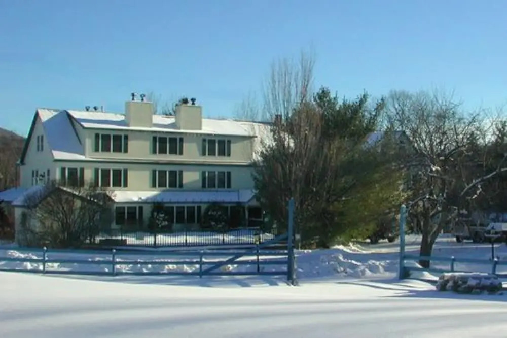Inn at Ellis River