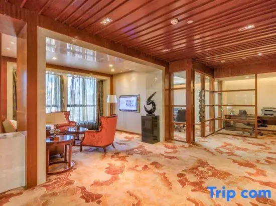 The Minpha Shiji Serviced Apartment