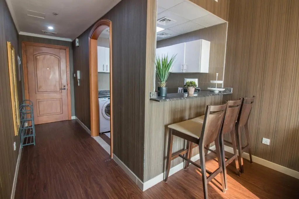 Full Marina View Beautiful 1BR in Dubai Marina - Manchester 12