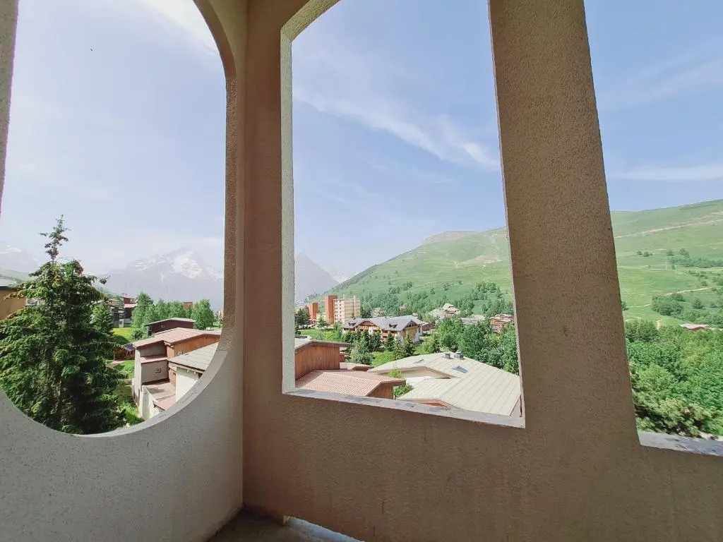 Meije 13: Grand duplex proche télésiège, vue panoramique