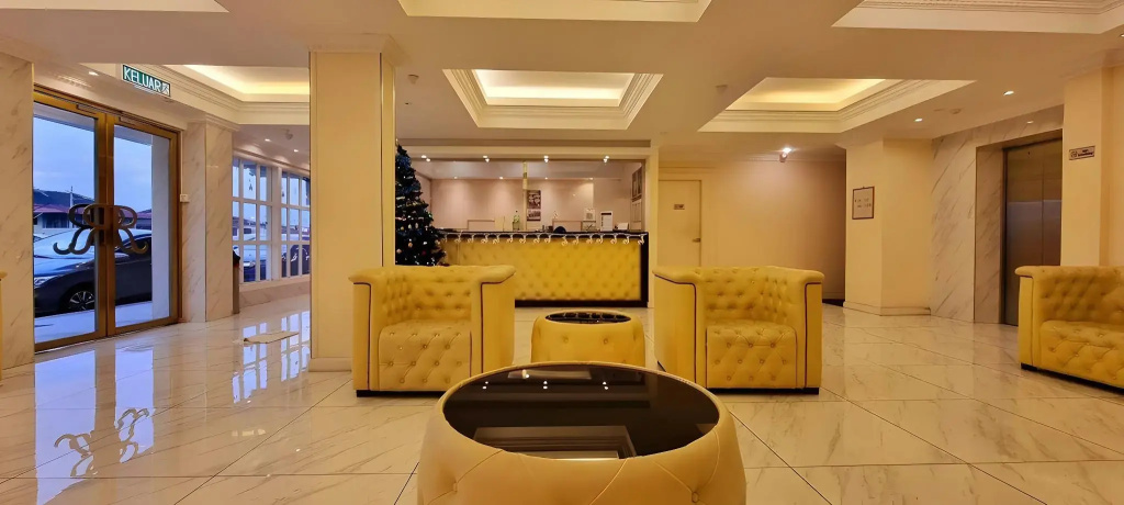 Ritzton Hotel