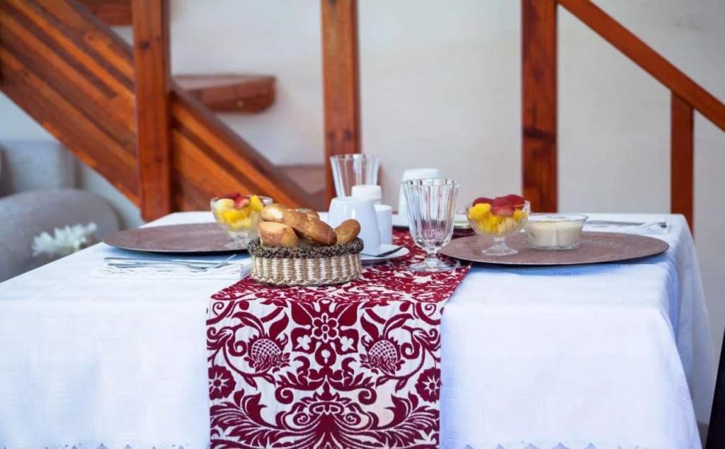 Mizizi House of Sandton Bed & Breakfast