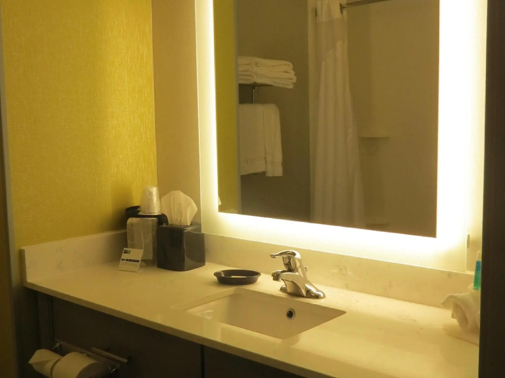 Holiday Inn Express & Suites Shippensburg by IHG