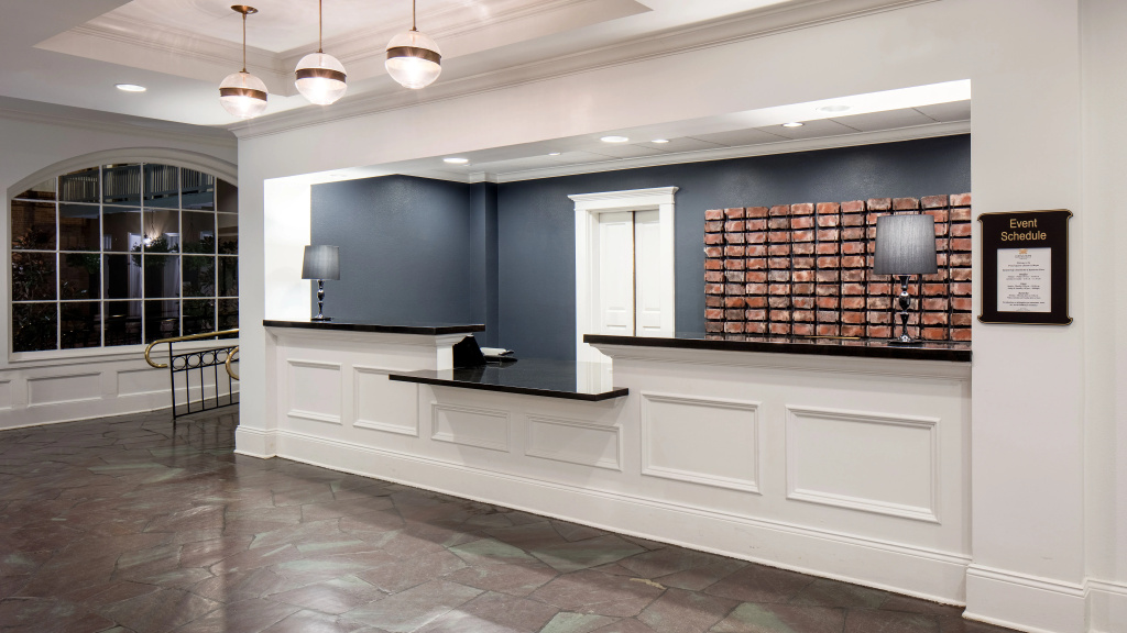 Holiday Inn Hotel French Quarter-Chateau Lemoyne by IHG