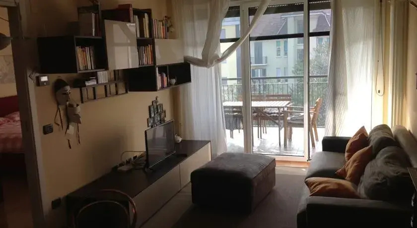 Bilocale con box sui Navigli