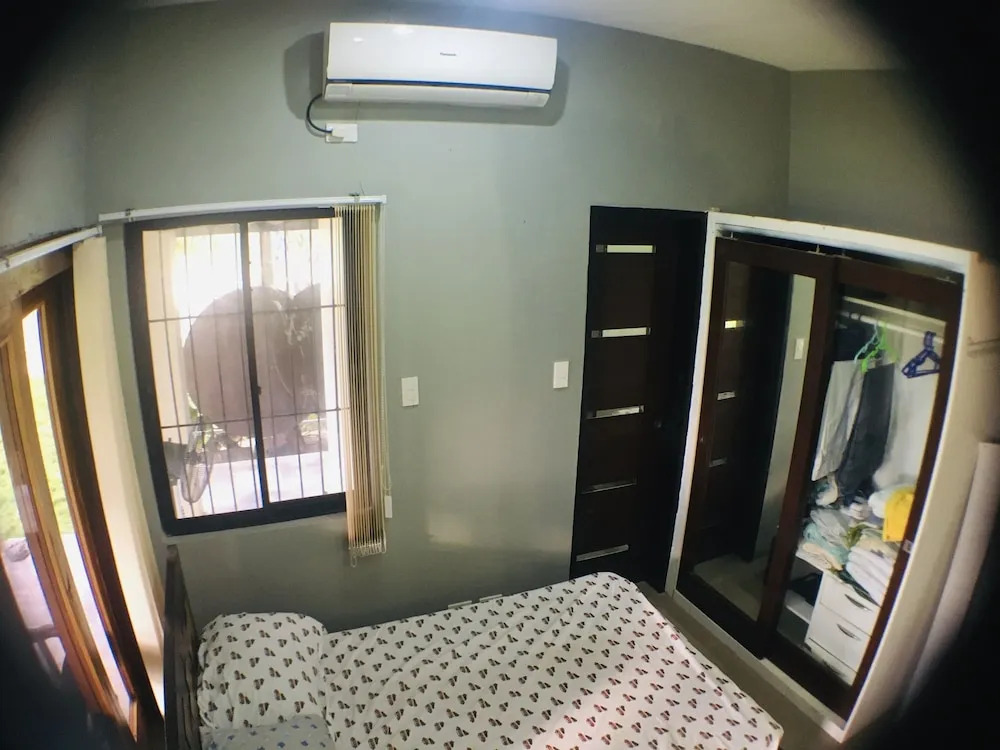 Emes Apartelle