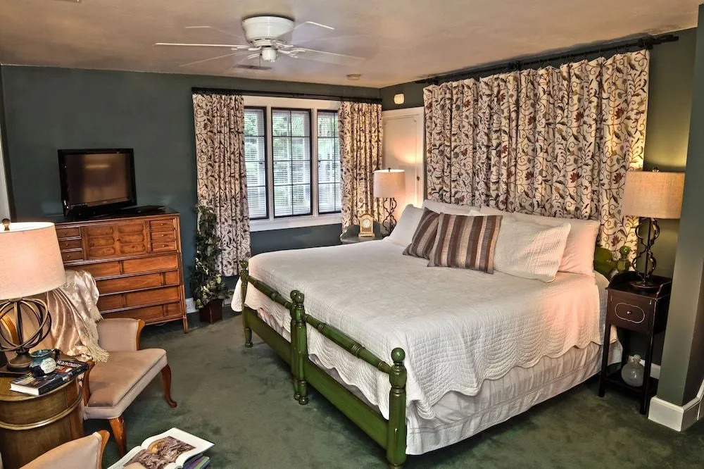 Bischwind Inn B&B