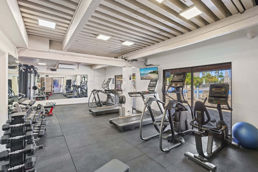 Kamaole Sands 5-210 - Stunning 1br/2ba, King Bed, Center-cut Bldg 5, AC, Wi-fi