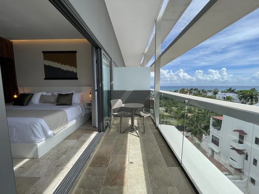 Magnificent view of the Caribbean Sea