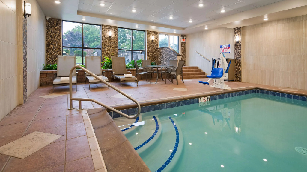 Best Western Plus Concordville Hotel