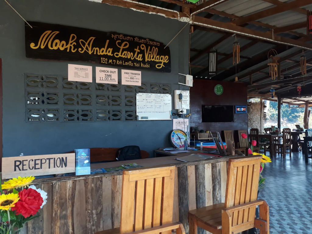 Mook Anda Lanta Village