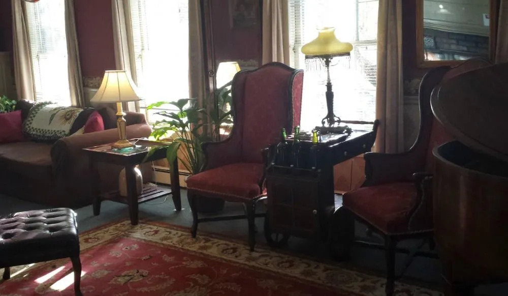 West Dover Inn
