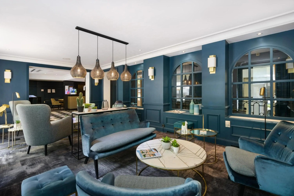 Hôtel Le Royal Monceau Raffles Paris