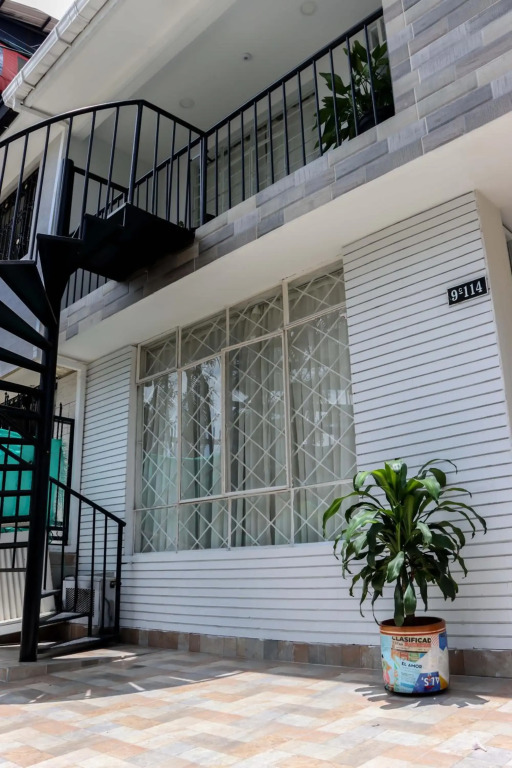 Apartaestudio moderno en Cali 1
