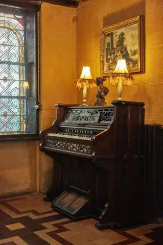 Chateau de la GrandMaison
