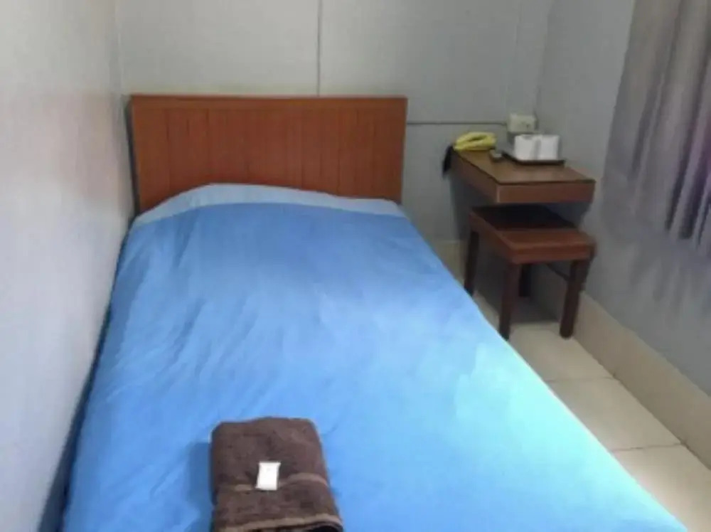 White Orchid Inn I