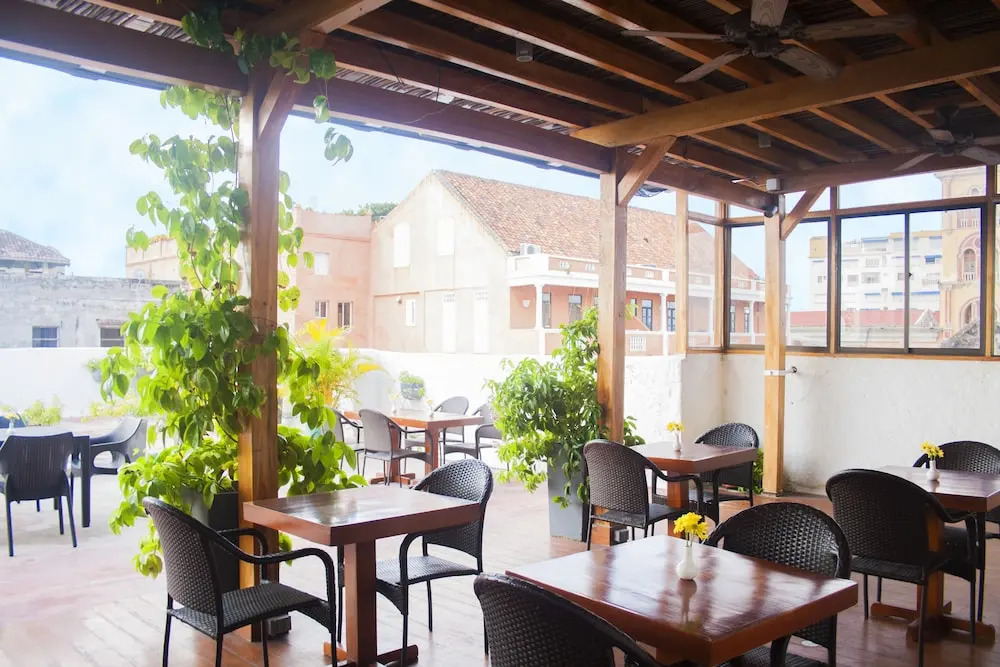 Balcones de Alhelí B&B