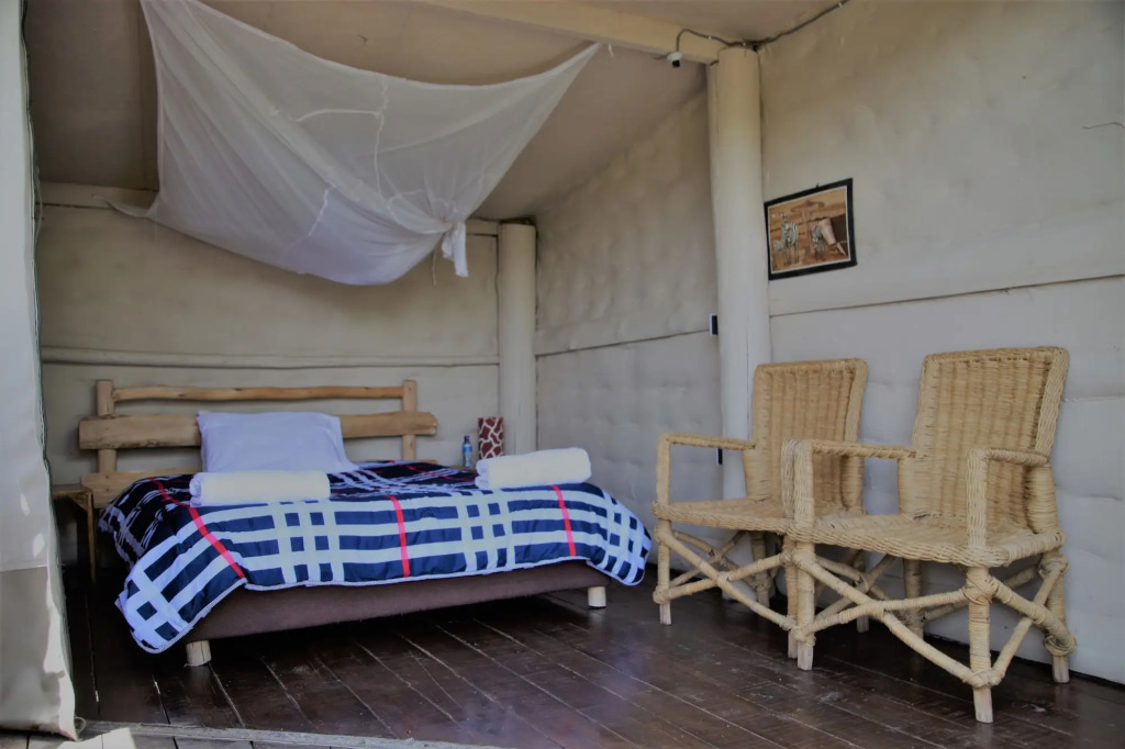 Punda Milias Lodge