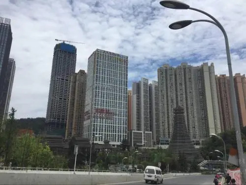 Manifeng Apartment Hotel