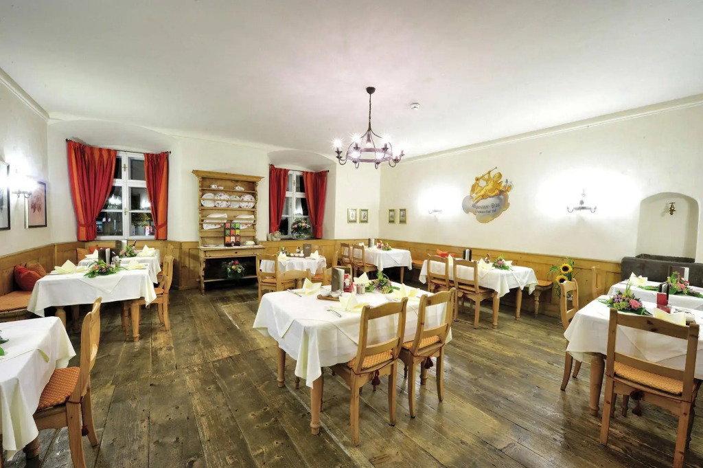 Goldener Engl Altstadthotel