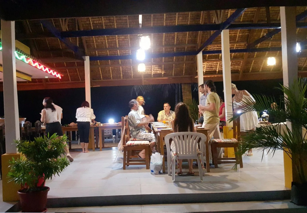 Lanas Beach Resort