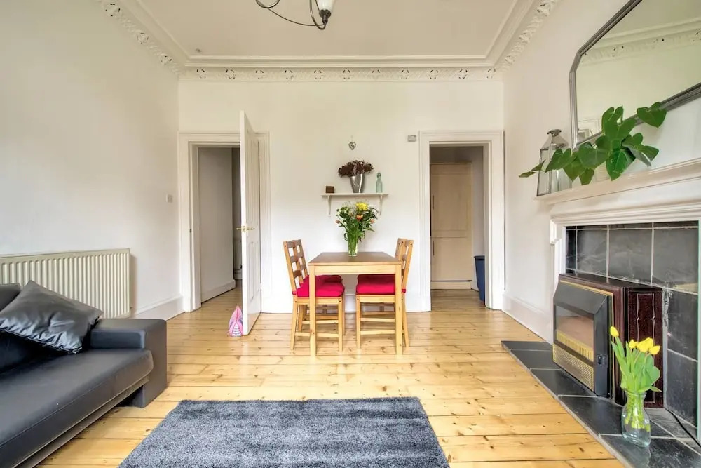 Victorian Apartment in Lively Marchmont