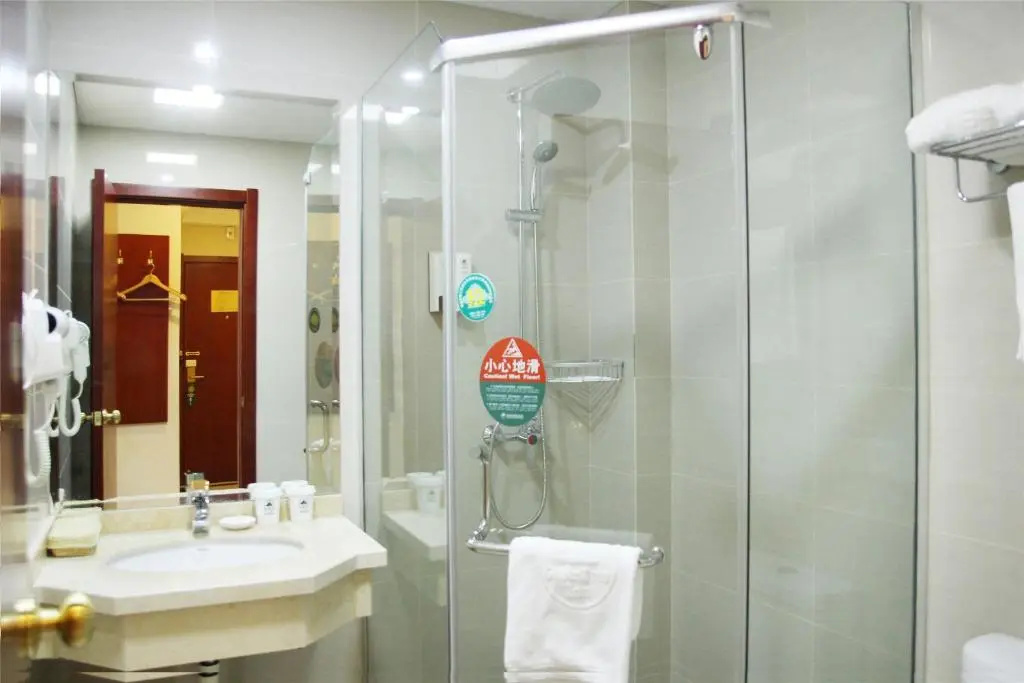 GreenTree Inn Puyang Jingkai Avenue Wuyi Road Business Hotel