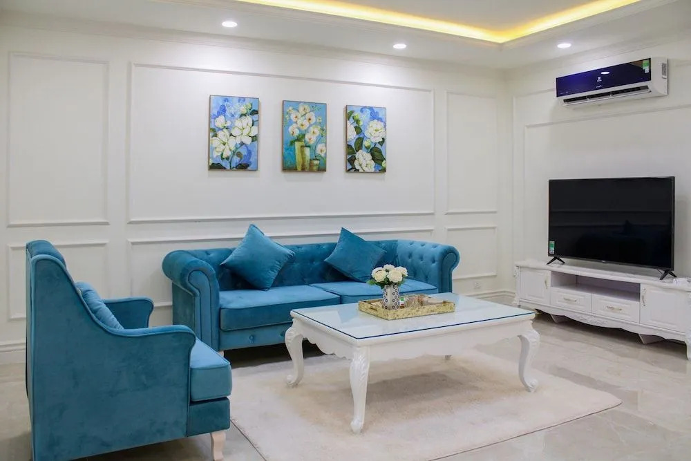 DLeroi Soleil - Modern Apartment by West Lake