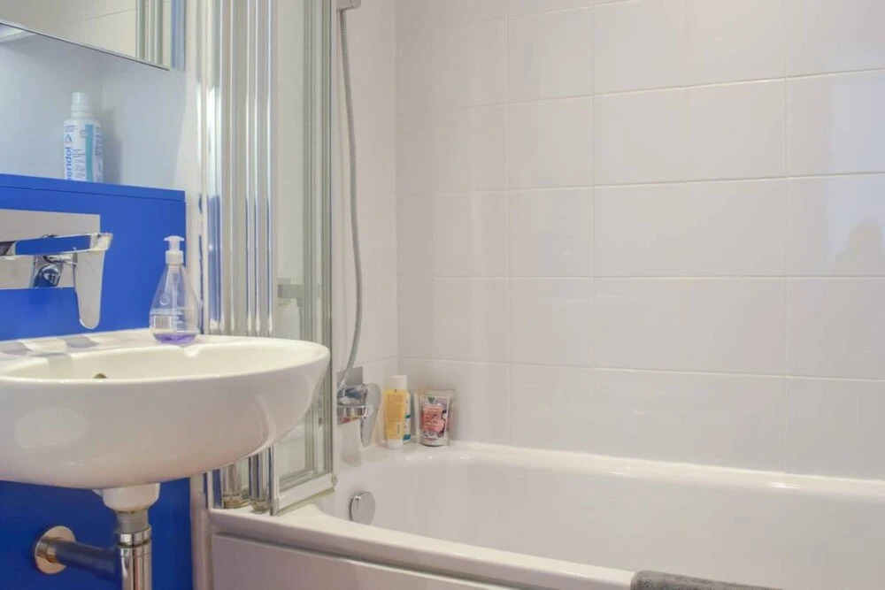 Bright and Spacious 2 Bedroom Apartment In Camden