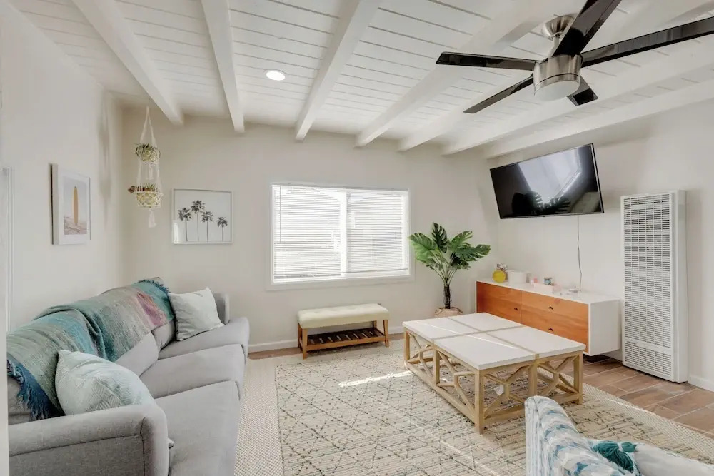 Pet-friendly Cayucos Home: Walk to Public Beach!