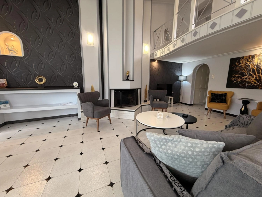 Natalie Apartments