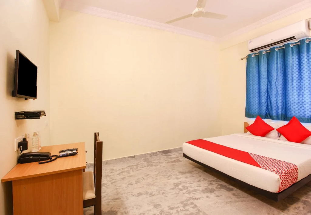Goldhorn Hotels & Banquet Mehdipatnam Near St Anns college