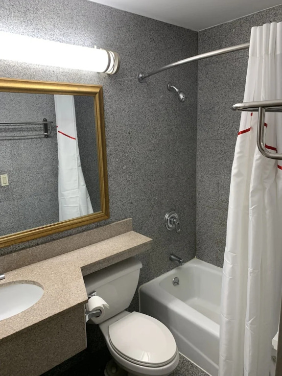 Days Inn Long Island/Copiague