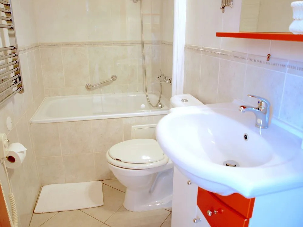 Emora Modern City Center Apartment