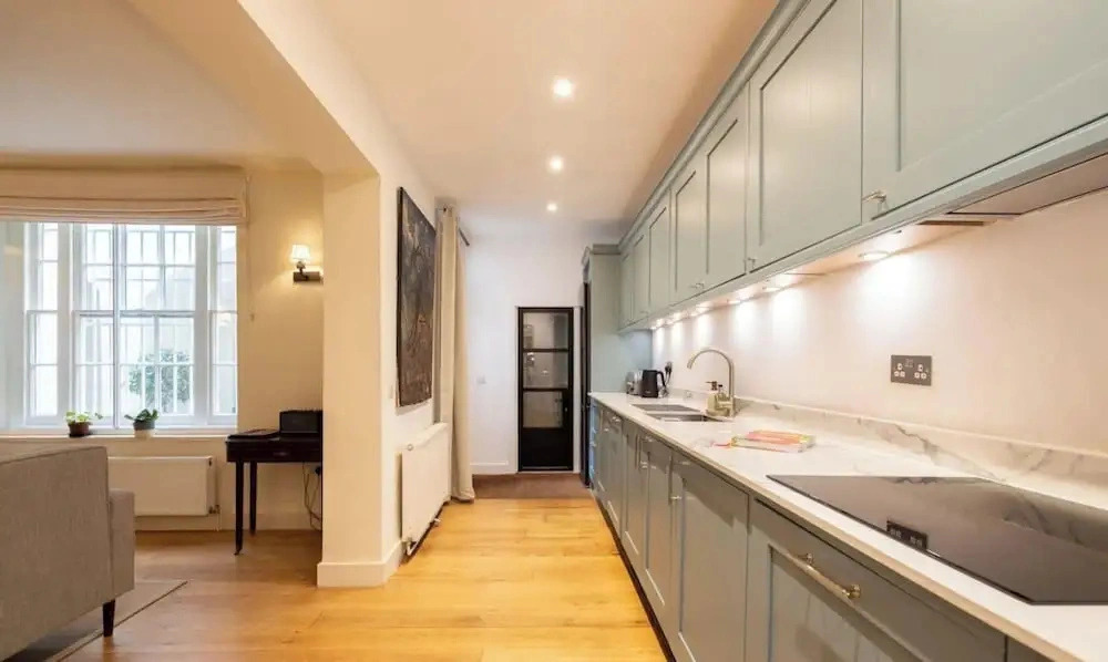 London Hues 2 Bedroom Apartment