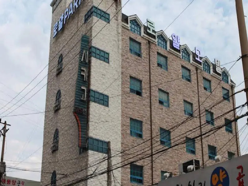 Royal Park Motel