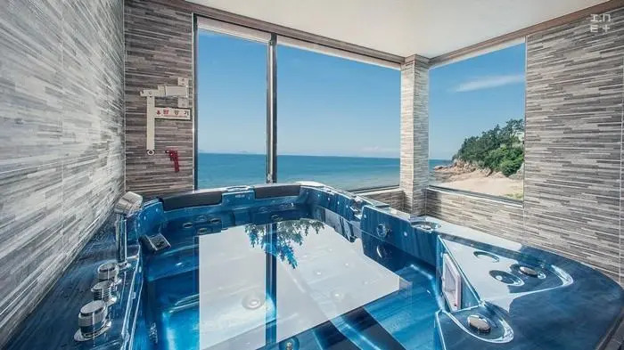 Byeonsan Lohas Spa Pension