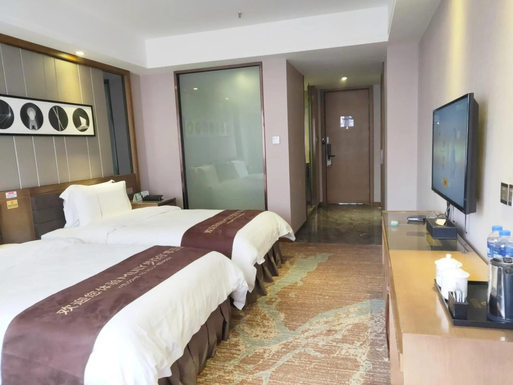 INSAIL Hotel