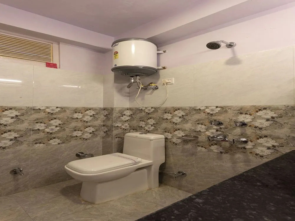 OYO Home 19573 Lush View Stay