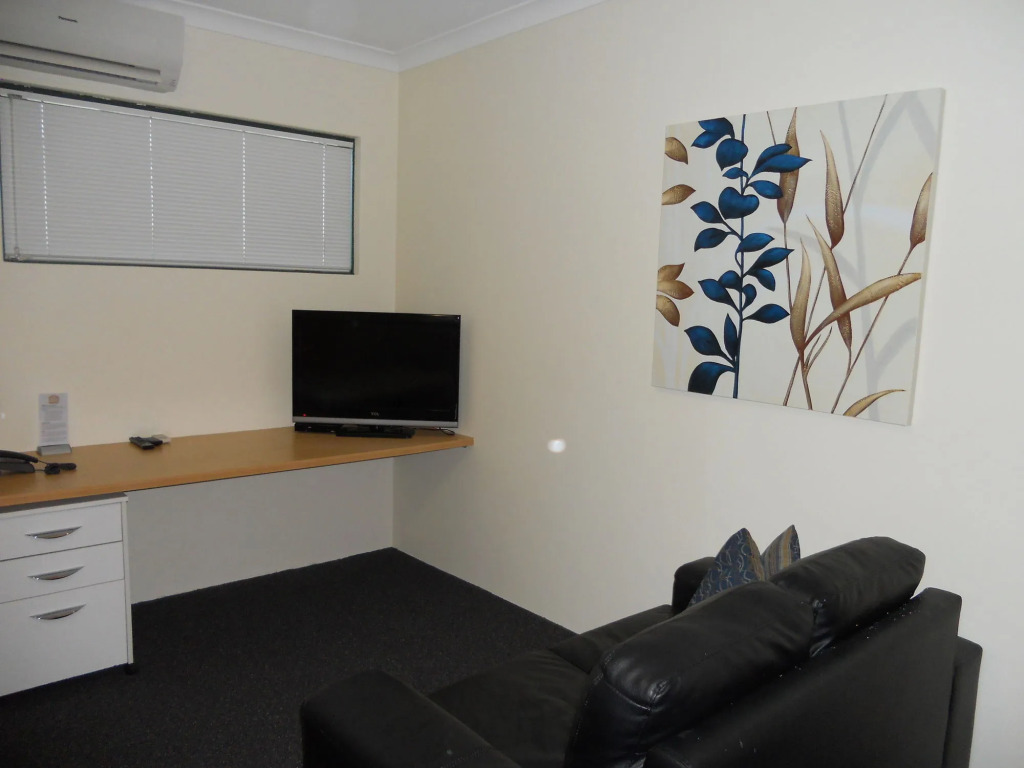 Perth Ascot Central Apartment Hotel Official