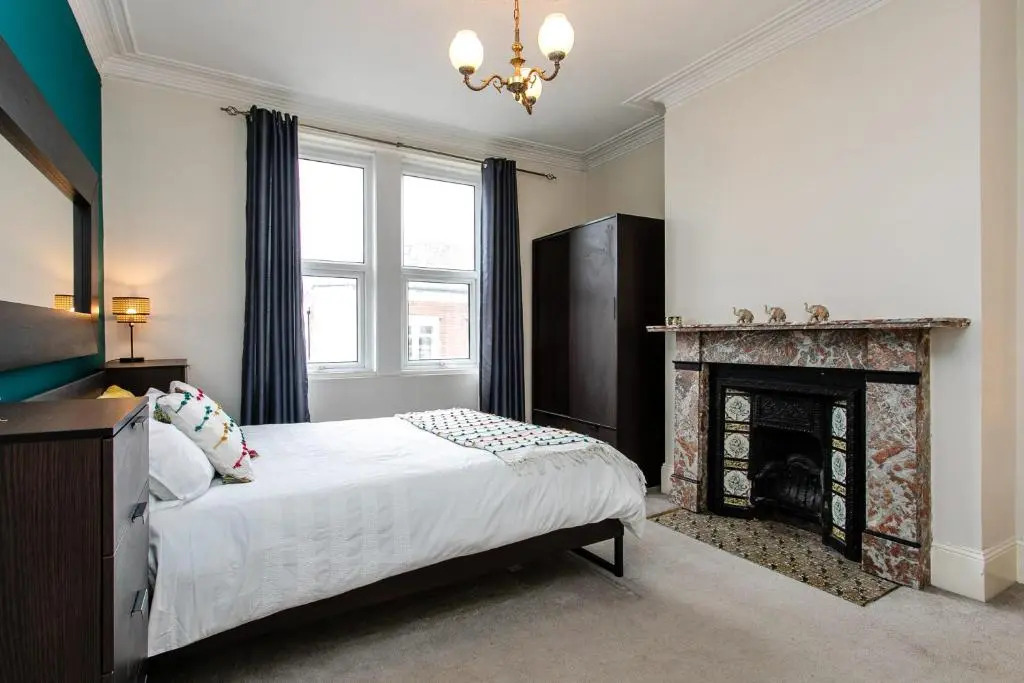 Saltwell Duplex Newcastle by #ShortStaysAway