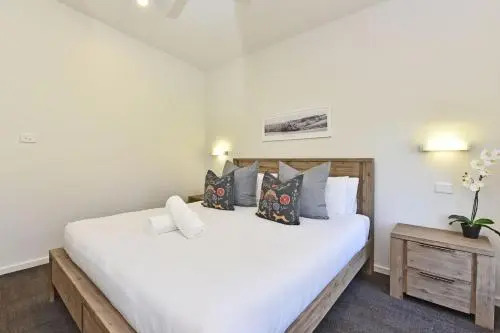 Ironbark Hill Villa 4 Novato