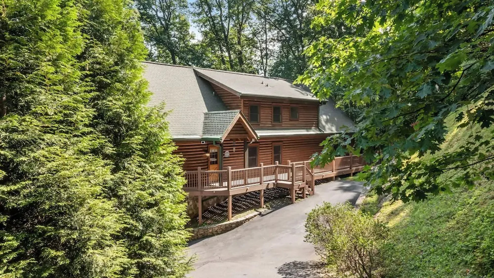 Mountain View Lodge by AvantStay