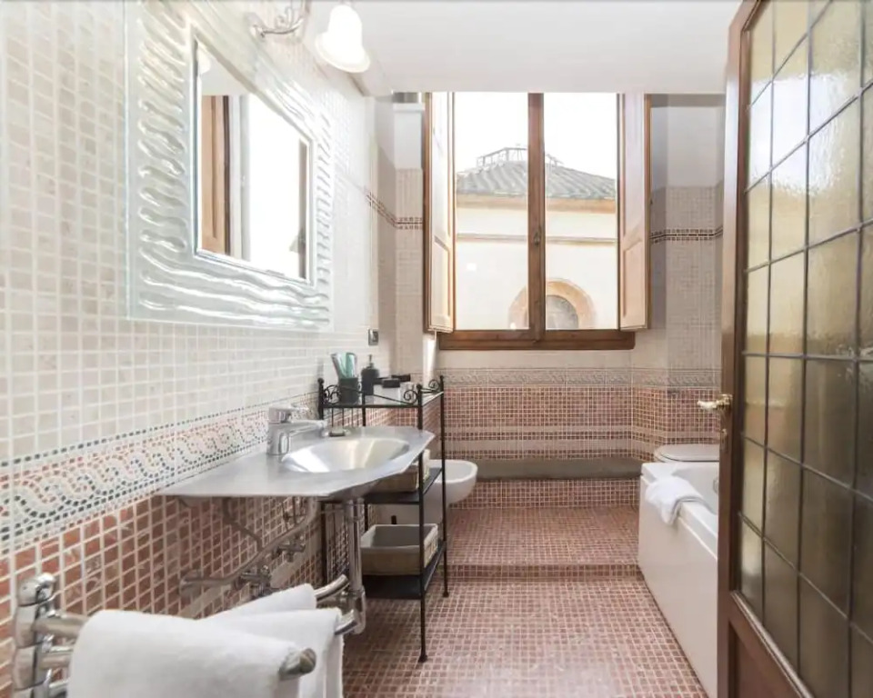 Hemeras Boutique House Servi
