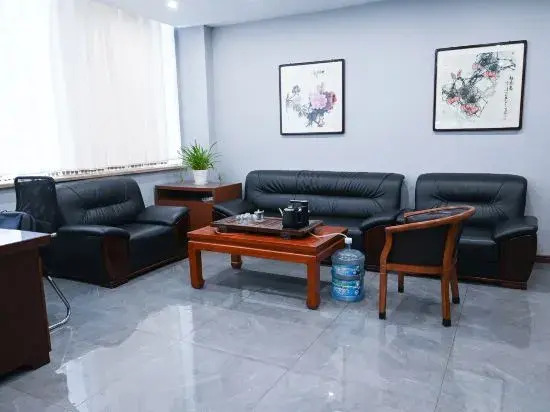 Huazhou Hotel
